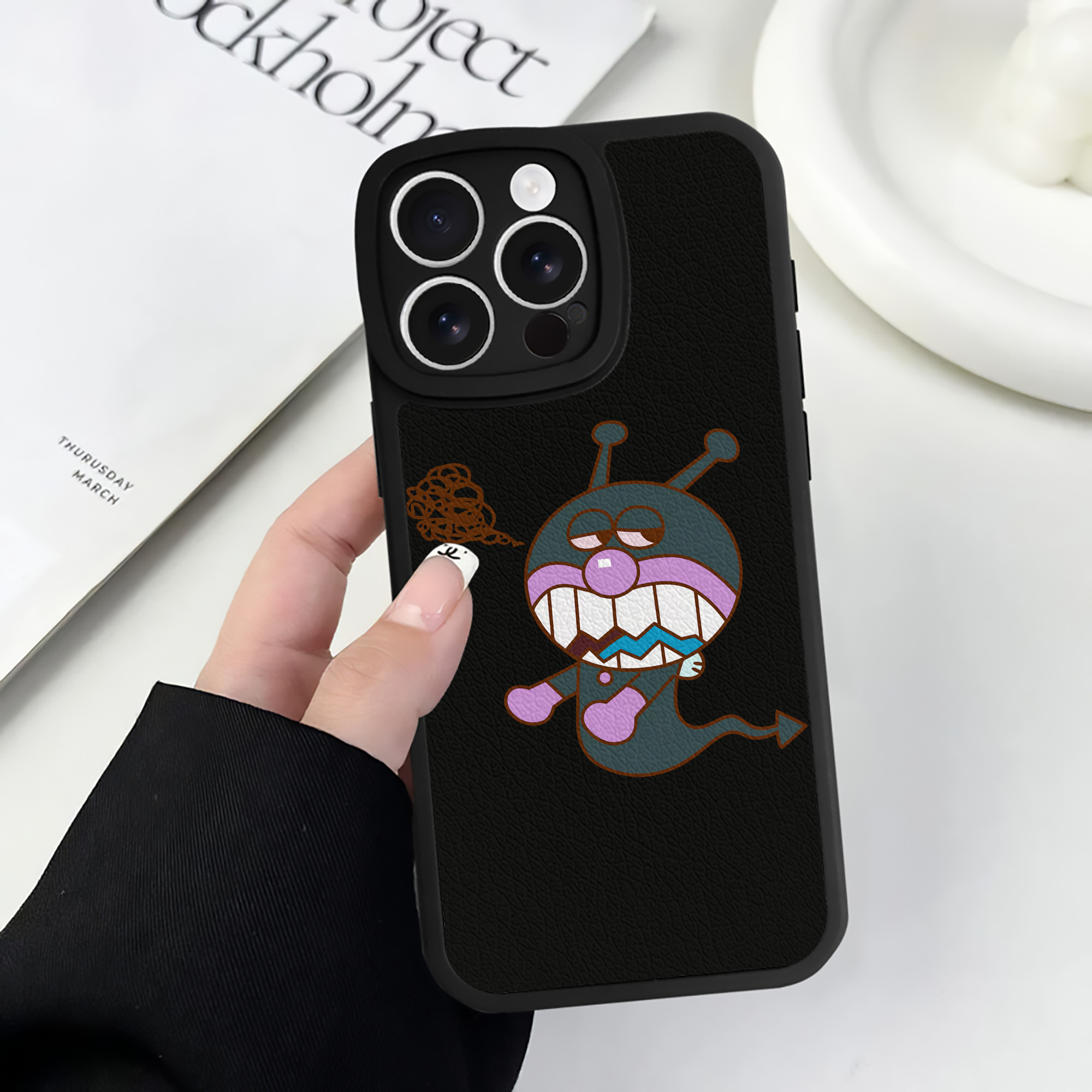 （画像用） アンパンマン Anpanman 【iPhone 16シリーズ対応】シリコンスマホケース（レザー調） 材質：シリコン